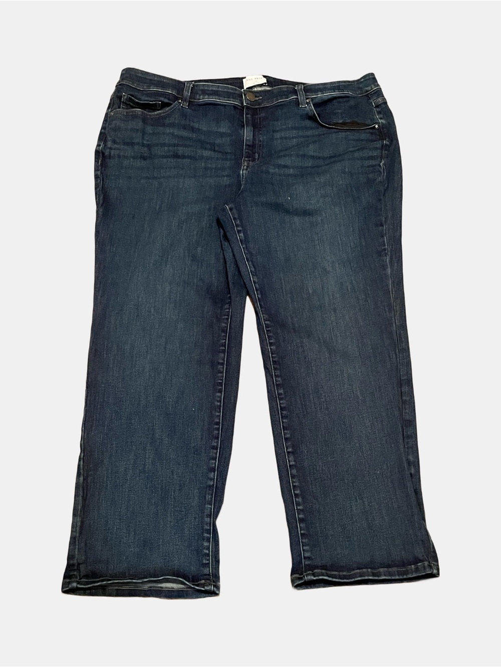 Lane Bryant Signature Fit Mid-Rise Straight Leg Jeans – Women’s Size 24S